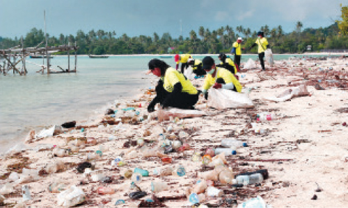 വ​ൺ ടൈ​ഡ്; കളിക്കൊപ്പം കടലോരവും പ്ലാസ്റ്റിക്​ ഫ്രീ