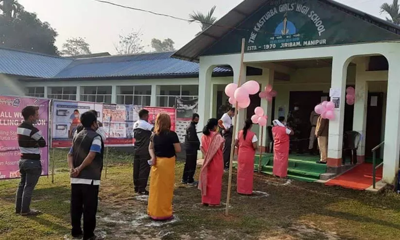 മണിപ്പൂരിൽ വോട്ടെടുപ്പ് പുരോഗമിക്കുന്നു; ആക്രമങ്ങളിൽ രണ്ടു മരണം