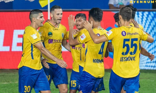 ഹൈദരാബാദിനോട് മുംബൈ തോറ്റു; ബ്ലാസ്റ്റേഴ്സ് സെമിയിൽ