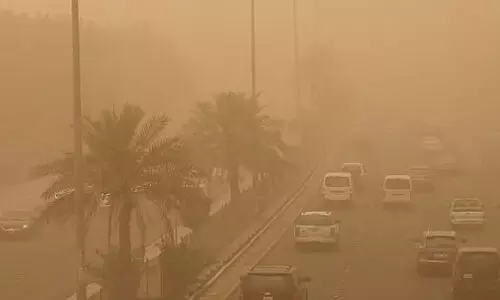 സൗദിയിൽ പൊടിക്കാറ്റ് ശക്തമായി തുടരുമെന്ന് കാലാവസ്ഥ കേന്ദ്രം സൗദിയിൽ പൊടിക്കാറ്റ് ശക്തമായി തുടരുമെന്ന് കാലാവസ്ഥ കേന്ദ്രം