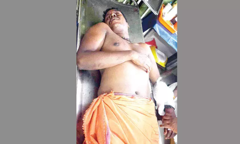 young man was wounded by knife/ chirakkal colony young man was wounded by knife/ chirakkal colony