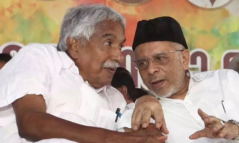 oommen chandy with hyderali thangal