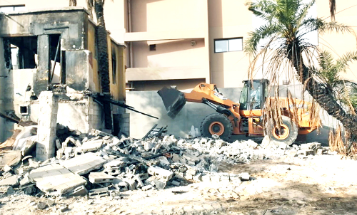 പൊളിഞ്ഞുവീഴാറായ നാലു​ കെട്ടിടങ്ങൾ പൊളിച്ചുനീക്കി