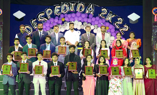 എം.​ഇ.​എ​സി​ൽ യാ​ത്ര​യ​യ​പ്പ്​