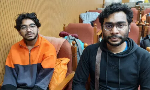 In the shop next door when Naveen dies Amir did not change the shock