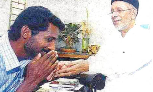 ഹൈദരലി തങ്ങളുടെ കാരുണ്യസ്മരണയിൽ സുനീർ