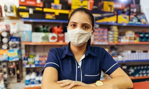 തൊഴിലിടങ്ങളിലെ ഇരിപ്പിടങ്ങൾ: തൊഴിൽ വകുപ്പ്​ പരിശോധനക്ക്