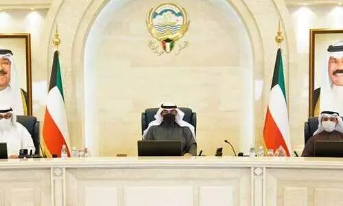 യുദ്ധസാഹചര്യം ചർച്ചചെയ്യാൻ അസാധാരണ മന്ത്രിസഭ യോഗം; റേഡിയേഷൻ മൂലമുള്ള ആരോഗ്യപ്രശ്നങ്ങളുടെ മരുന്ന് ഇറക്കുമതി ചെയ്യും യുദ്ധസാഹചര്യം ചർച്ചചെയ്യാൻ അസാധാരണ മന്ത്രിസഭ യോഗം; റേഡിയേഷൻ മൂലമുള്ള ആരോഗ്യപ്രശ്നങ്ങളുടെ മരുന്ന് ഇറക്കുമതി ചെയ്യും