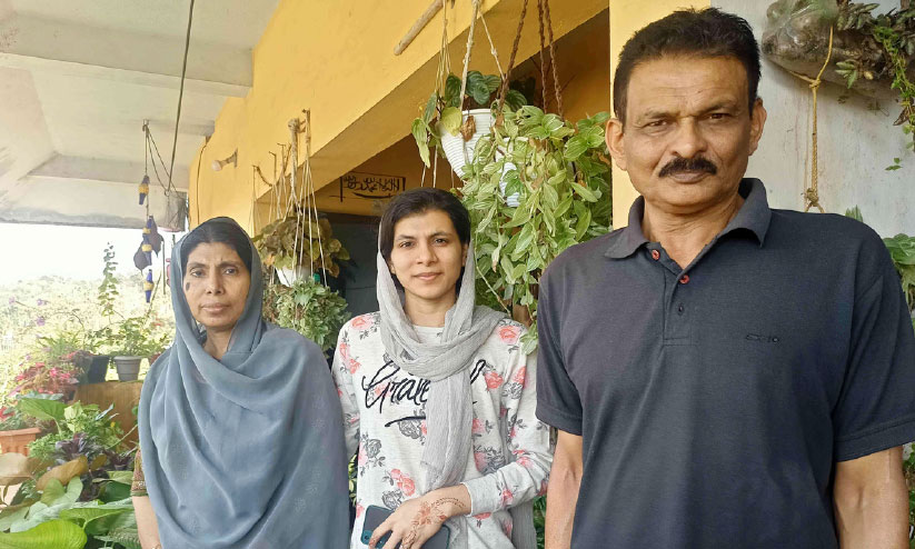 ദിൽദിഷയും മാളവികയും യുദ്ധഭൂമിയിൽ നിന്ന് നാടണഞ്ഞു ദിൽദിഷയും മാളവികയും യുദ്ധഭൂമിയിൽ നിന്ന് നാടണഞ്ഞു