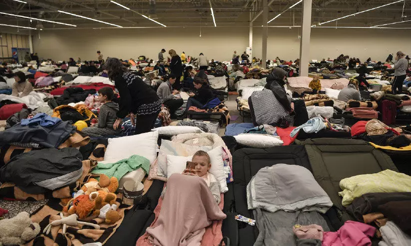 20 ലക്ഷം കടന്ന് അഭയാർഥികൾ 20 ലക്ഷം കടന്ന് അഭയാർഥികൾ