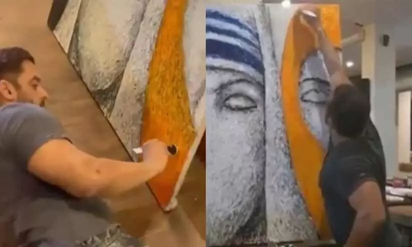 Bollywood Star Salman Khan shares video his latest art work