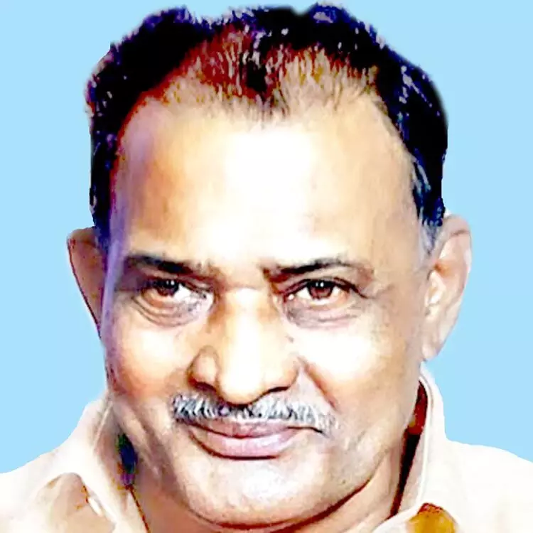 അ​ക്ബ​ർ