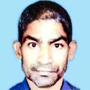 ആ​ൾ​ത്താ​മ​സ​മി​ല്ലാ​ത്ത വീ​ട്ടി​ലെ കി​ണ​റ്റി​ൽ മ​ധ്യ​വ​യ​സ്ക​ന്‍റെ മൃ​ത​ദേ​ഹം