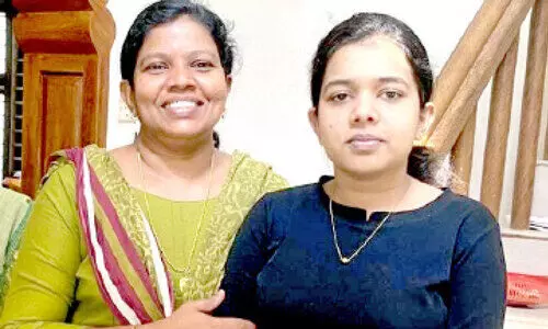 യുദ്ധഭൂമിയിൽനിന്ന് അമലു വീടണഞ്ഞു