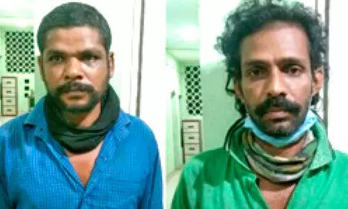 സ്കൂൾ ബസ് മോഷണം: രണ്ടുപേർ പിടിയിൽ