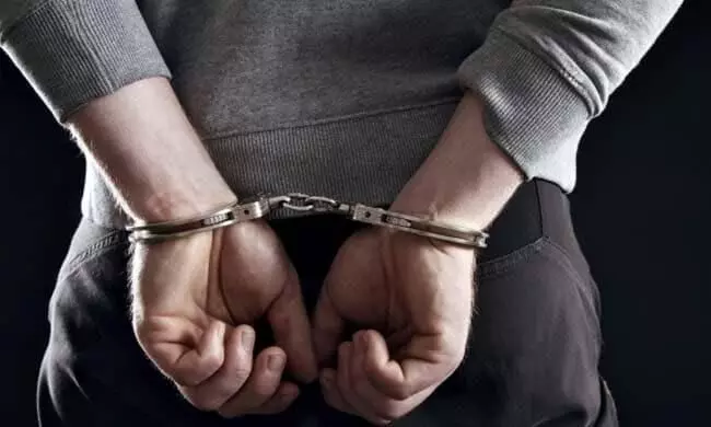 ഒഡീഷയിൽ അനധികൃത സ്വത്ത് സമ്പാദന കേസിൽ മുൻ പ്രിൻസിപ്പൾ അറസ്റ്റിൽ ഒഡീഷയിൽ അനധികൃത സ്വത്ത് സമ്പാദന കേസിൽ മുൻ പ്രിൻസിപ്പൾ അറസ്റ്റിൽ