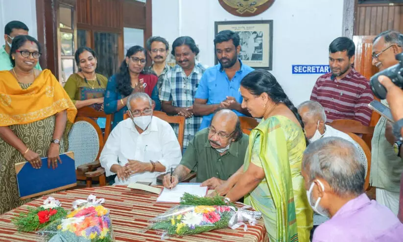 k satchithanandan 9322 k satchithanandan 9322