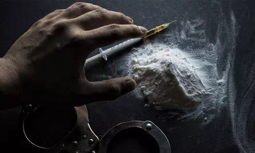 മദ്യലഹരിയിൽ യുവാവിന്‍റെ പരാക്രമം; നാലു സ്ത്രീകളെ ഹെൽമറ്റ് കൊണ്ട് തലക്കടിച്ചു