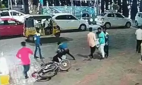 telangana man beaten to death in petrol bunk