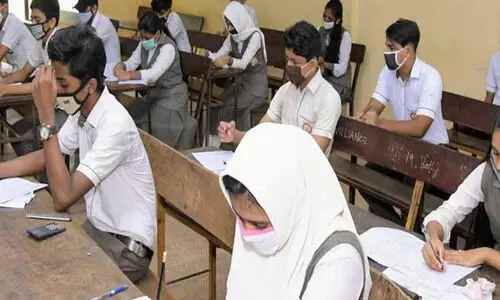 ജെ.ഇ.ഇ പരീക്ഷ: ഏപ്രിൽ 18, 20 തീയതികളിലെ പ്ലസ്​ ടു പരീക്ഷകൾ മാറ്റി