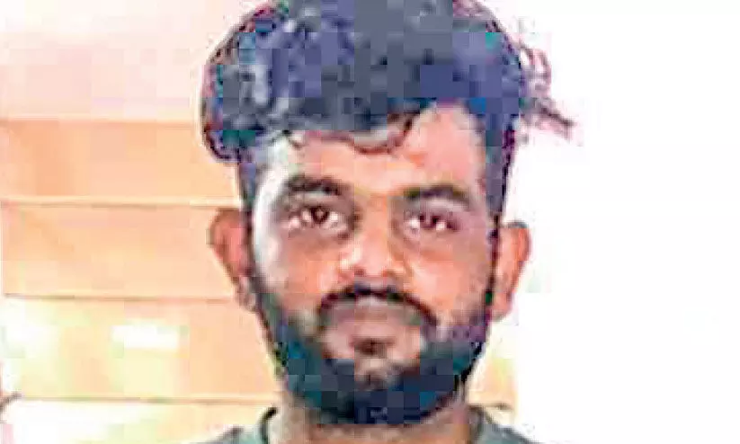 ഭയപ്പാടിൽനിന്ന് മുഹമ്മദ് അഖിൽ സ്വദേശത്തെത്തി ഭയപ്പാടിൽനിന്ന് മുഹമ്മദ് അഖിൽ സ്വദേശത്തെത്തി