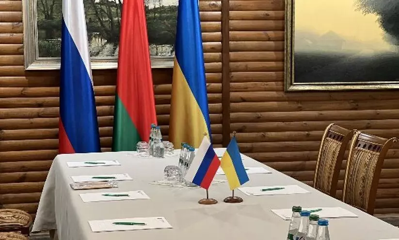 യുദ്ധം അവസാനിപ്പിക്കൽ: റഷ്യ-യുക്രെയ്ൻ ഉന്നതതല ചർച്ച പരാജയം യുദ്ധം അവസാനിപ്പിക്കൽ: റഷ്യ-യുക്രെയ്ൻ ഉന്നതതല ചർച്ച പരാജയം