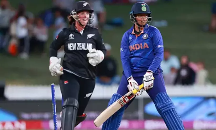 വനിത ക്രിക്കറ്റ് ലോകകപ്പ്; ന്യൂസിലൻഡിനെതിരെ വീണ്ടും തോറ്റ് ഇന്ത്യ വനിത ക്രിക്കറ്റ് ലോകകപ്പ്; ന്യൂസിലൻഡിനെതിരെ വീണ്ടും തോറ്റ് ഇന്ത്യ