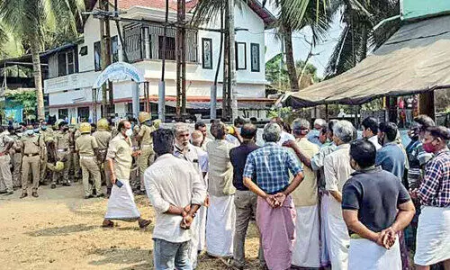 സിൽവർലൈൻ: കല്ലിടൽ സജീവം, പ്രതിഷേധം ശക്തം