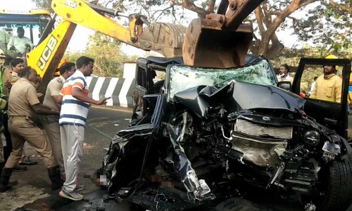 ഡി.എം.കെ എം.പി എൻ.ആർ. ഇളങ്കോയുടെ മകൻ വാഹനാപകടത്തിൽ മരിച്ചു