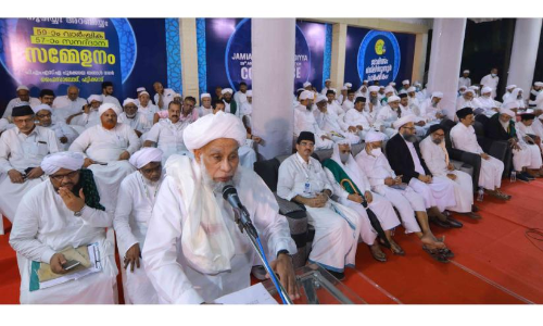 പ്രൗഢോജ്ജ്വലമായി ജാമിഅ സമ്മേളനം; ഒ​ഴു​കി​യെ​ത്തി​യത് ആയിരങ്ങൾ