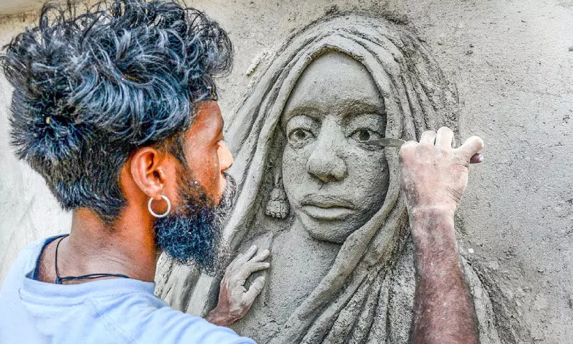 മതിലുകൾ സി.എം.എസിന്റെ കഥപറയുമ്പോൾ.... മതിലുകൾ സി.എം.എസിന്റെ കഥപറയുമ്പോൾ....