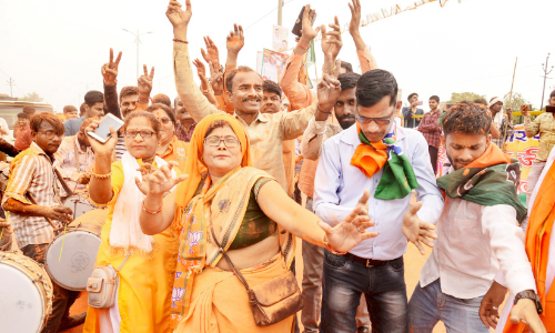 യു.പിയിൽ പകുതിയിലധികം ഹിന്ദു വോട്ടുകളും ബി.ജെ.പിക്ക്