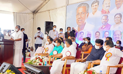 വികസനം ഭാവി തലമുറക്കായി; ഒന്നിച്ചു നില്‍ക്കണം -മുഖ്യമന്ത്രി