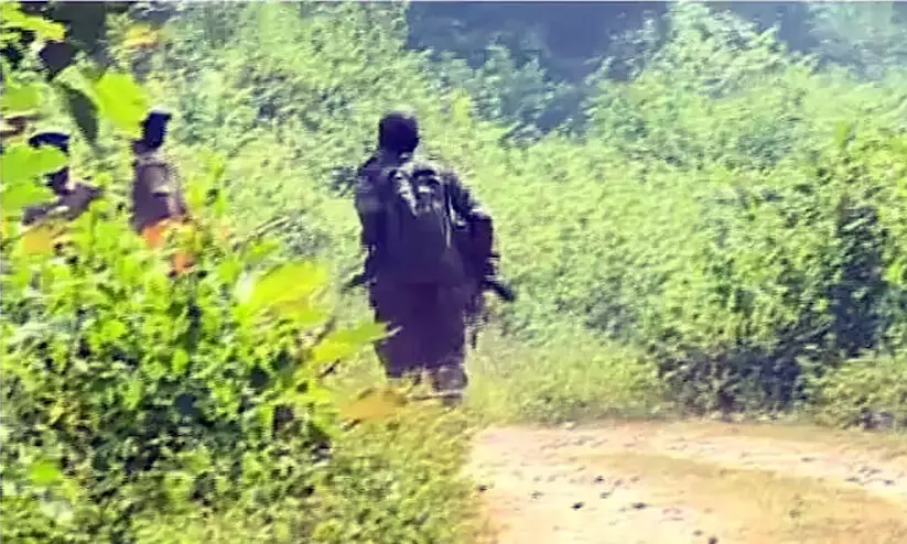 വിയറ്റ്നാം കോളനിയിൽ സായുധ മാവോവാദി സംഘം ഭക്ഷ്യസാധനങ്ങൾ ശേഖരിച്ച് മടങ്ങി