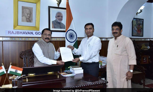 ഗോവ മുഖ്യമന്ത്രി പ്രമോദ് സാവന്ത് രാജി സമർപ്പിച്ചു