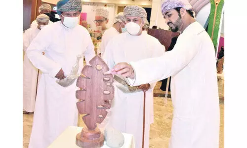 മ​ര​ത്തി​ലെ കൊ​ത്തു​പ​ണി പ്ര​ദ​ർ​ശ​നം സ​മാ​പി​ച്ചു