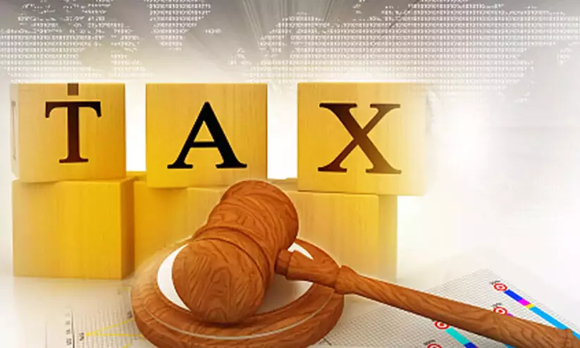 വ​രി​ഞ്ഞ് മു​റു​ക്കി നി​കു​തി; മ​​ല​​യാ​​ളി​​ക​​ൾ പ്ര​​തി​​ദി​​നം നി​​കു​​തി​​യാ​​യി ന​​ൽ​​കു​​ന്ന​​ത് 53 രൂ​​പ