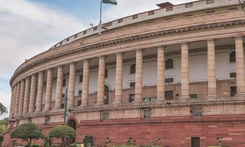 രാജ്യസഭ സമവാക്യങ്ങളിൽ ആപ് അട്ടിമറി; കോൺഗ്രസിന്‍റെ പ്രതിപക്ഷ നേതൃസ്ഥാനം ഭീഷണിയിൽ