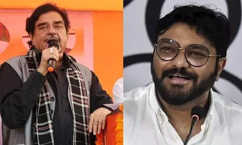 Shatrughan Sinha and Babul Supriyo