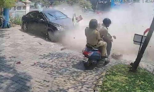 kakkanad car accident video