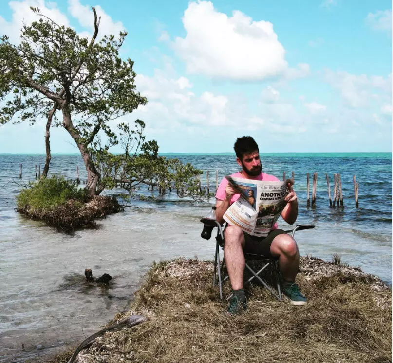 പിരിവിട്ട് ഒരു ദ്വീപ് വാങ്ങി രണ്ട് യുവാക്കൾ; ഇനി അവിടെ സ്വന്തം രാജ്യമുണ്ടാക്കും...!