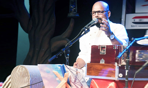 ഗസല്‍രാവ് വേറിട്ട അനുഭവമായി