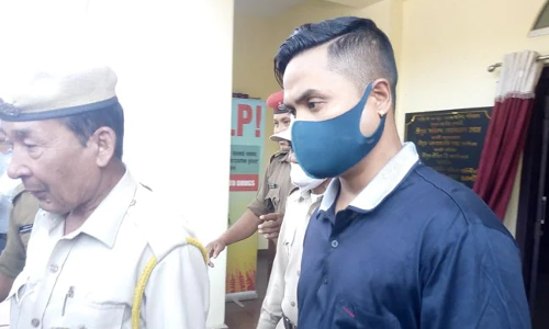 നാലുമാസം ഗർഭിണിയായ ഭാര്യയെ കൊലപ്പെടുത്തിയ പൊലീസുകാരൻ അറസ്റ്റിൽ