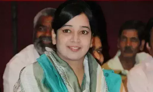 ഇശ്​റത്തിന്‍റെ ജാമ്യം റദ്ദാക്കാനുള്ള ഹരജി ഡിവിഷൻ ബെഞ്ചിന്​