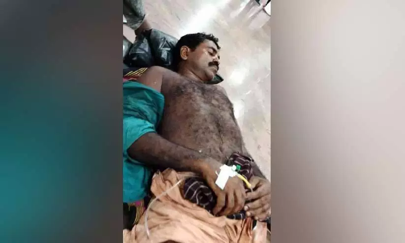 ഭാര്യയുടെ ബന്ധുക്കള് ഭര്ത്താവിനെ വെട്ടിപ്പരിക്കേല്പ്പിച്ചു ഭാര്യയുടെ ബന്ധുക്കള് ഭര്ത്താവിനെ വെട്ടിപ്പരിക്കേല്പ്പിച്ചു