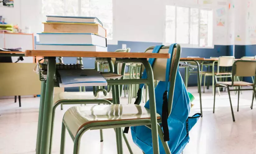 സ്കൂ​ളു​ക​ളി​ൽ 62,000 സീ​റ്റൊ​ഴി​വ്​