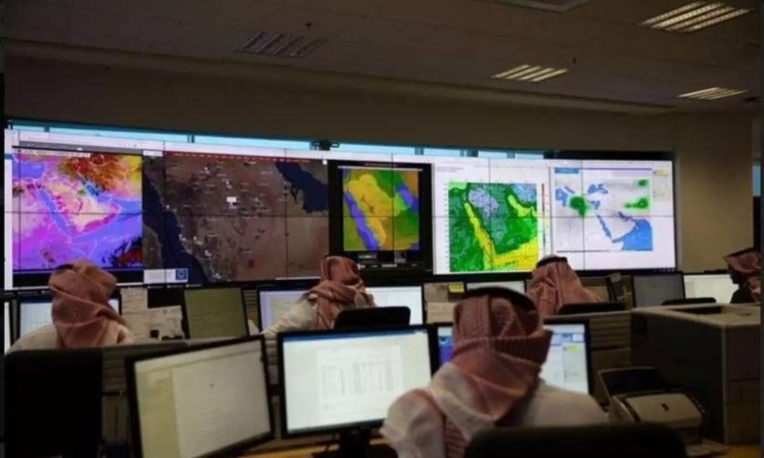 സൗദിയിൽ വെള്ളിയാഴ്ച വരെ പൊടിക്കാറ്റ്; ജാഗ്രത തുടരണമെന്ന് കാലാവസ്ഥാ നിരീക്ഷണകേന്ദ്രം