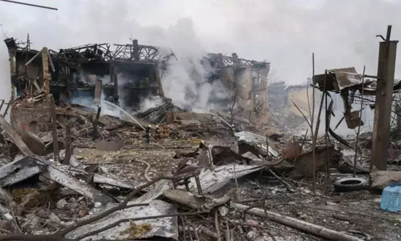 റഷ്യൻ ആക്രമണത്തിൽ ഡിനിപ്രോ വിമാനത്താവളത്തിൽ വൻ നാശം സംഭവിച്ചെന്ന് യുക്രെയ്ൻ