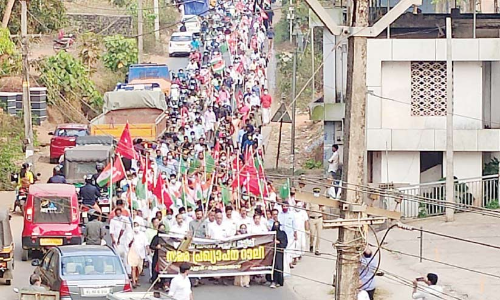 ഗോൾഡ് പാലസ് ജ്വല്ലറി നിക്ഷേപ തട്ടിപ്പ്: താക്കീതായി സമര പ്രഖ്യാപന റാലി