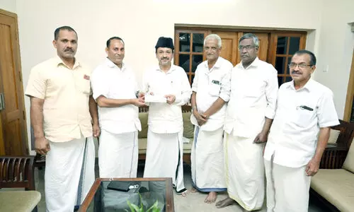 കെ.​എം.​സി.​സി ബാ​ലു​ശ്ശേ​രി മ​ണ്ഡ​ലം ക​മ്മി​റ്റി ചി​കി​ത്സ സ​ഹാ​യം കൈ​മാ​റി